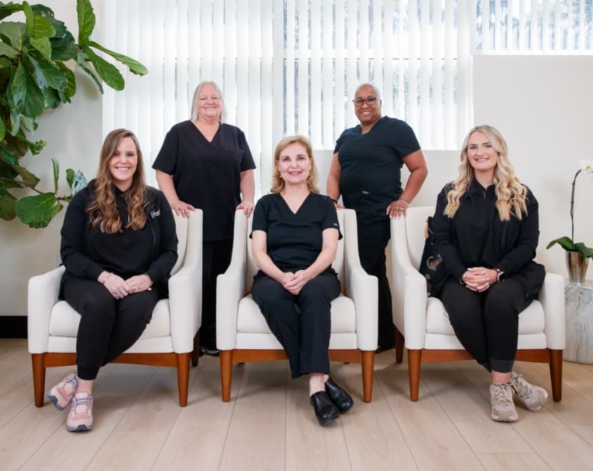 Team Photo at Savannah Plastic Surgery – Barbara L. Davies